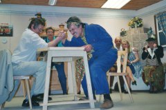 TheaterDreiakter2003_08