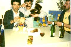 1990_AH003