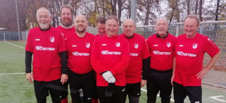 Mannschaftsfoto vom Turniersieg beim Schanzenbräu-Cup 2024